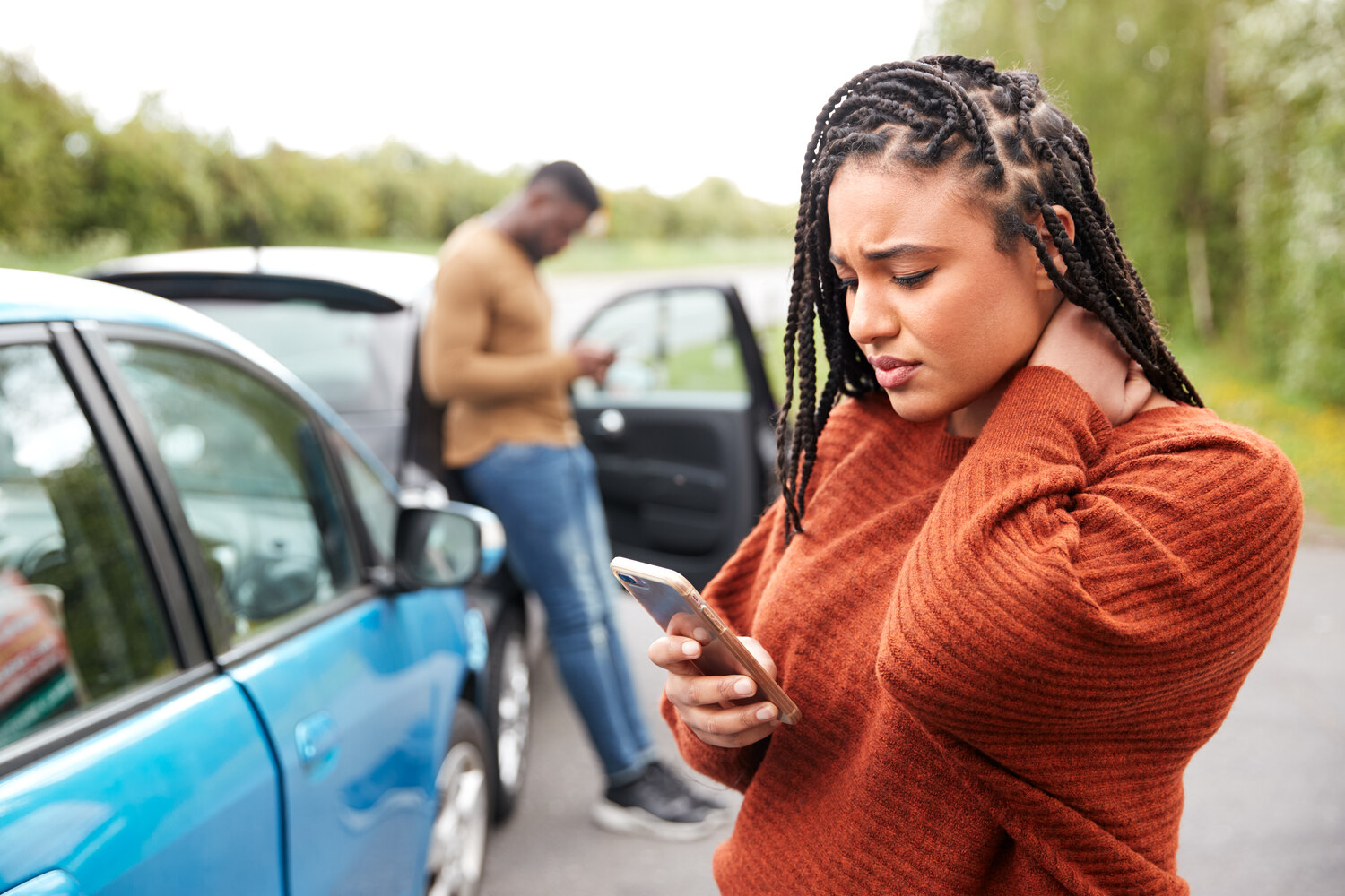 woman learning what to say after being in a car accident