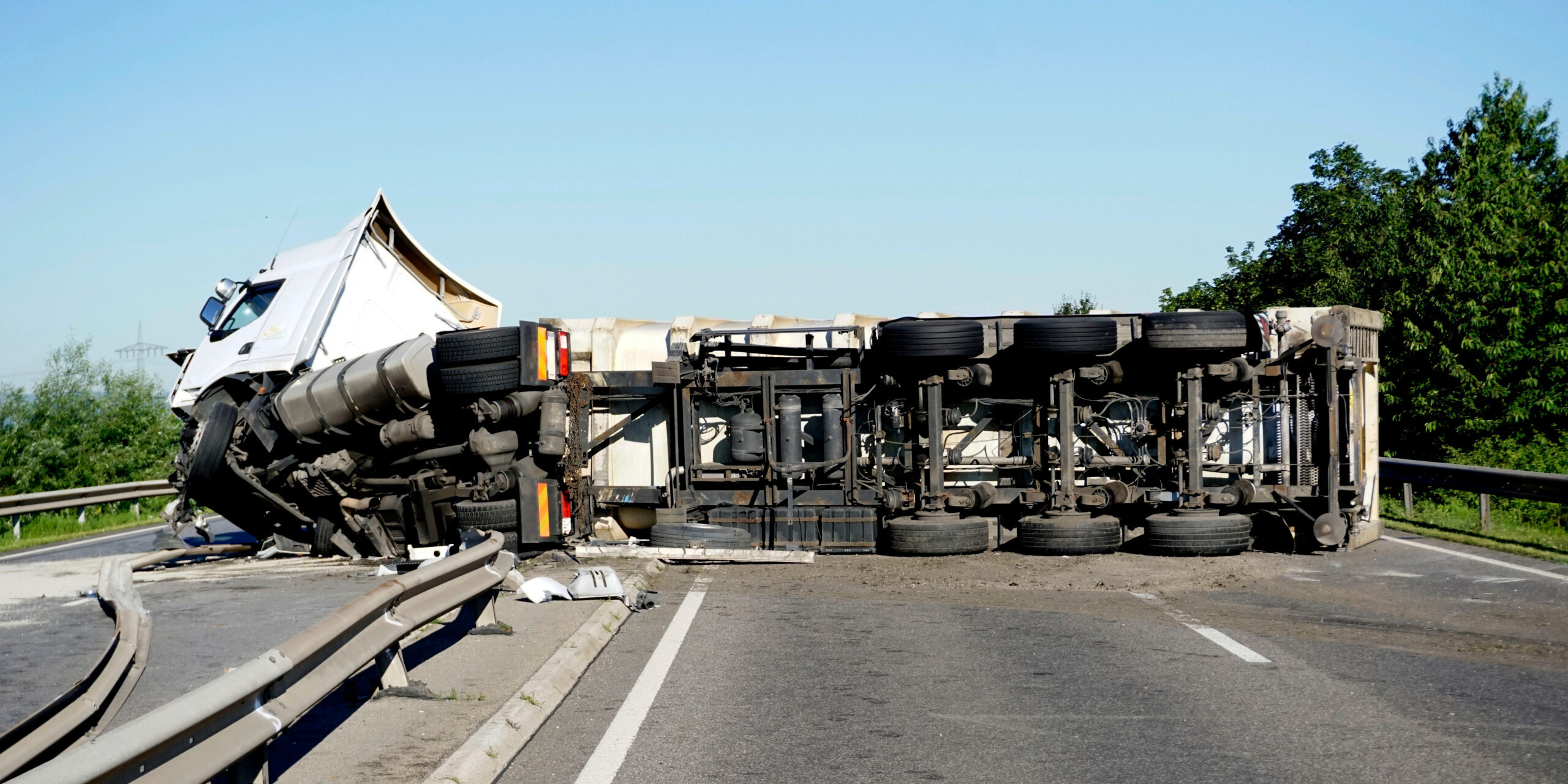 18 wheeler truck accident on the highway most dangerous road